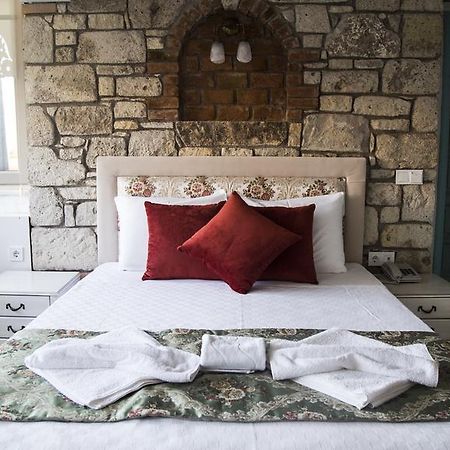 Alacati Sardunya Hotel ภายนอก รูปภาพ