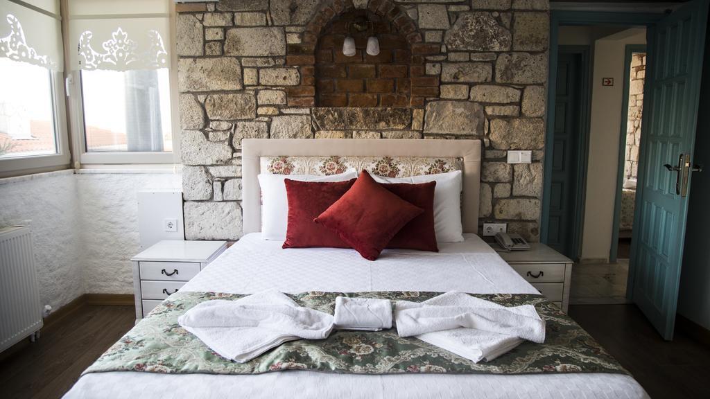Alacati Sardunya Hotel ภายนอก รูปภาพ