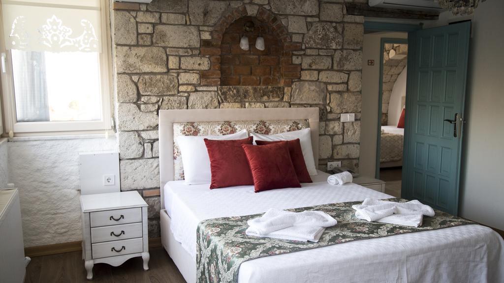 Alacati Sardunya Hotel ภายนอก รูปภาพ
